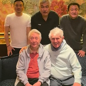 开云体育平台-世界杯一代北京相聚，米卢，金志扬满头白发，唯独他杨璞和不显老